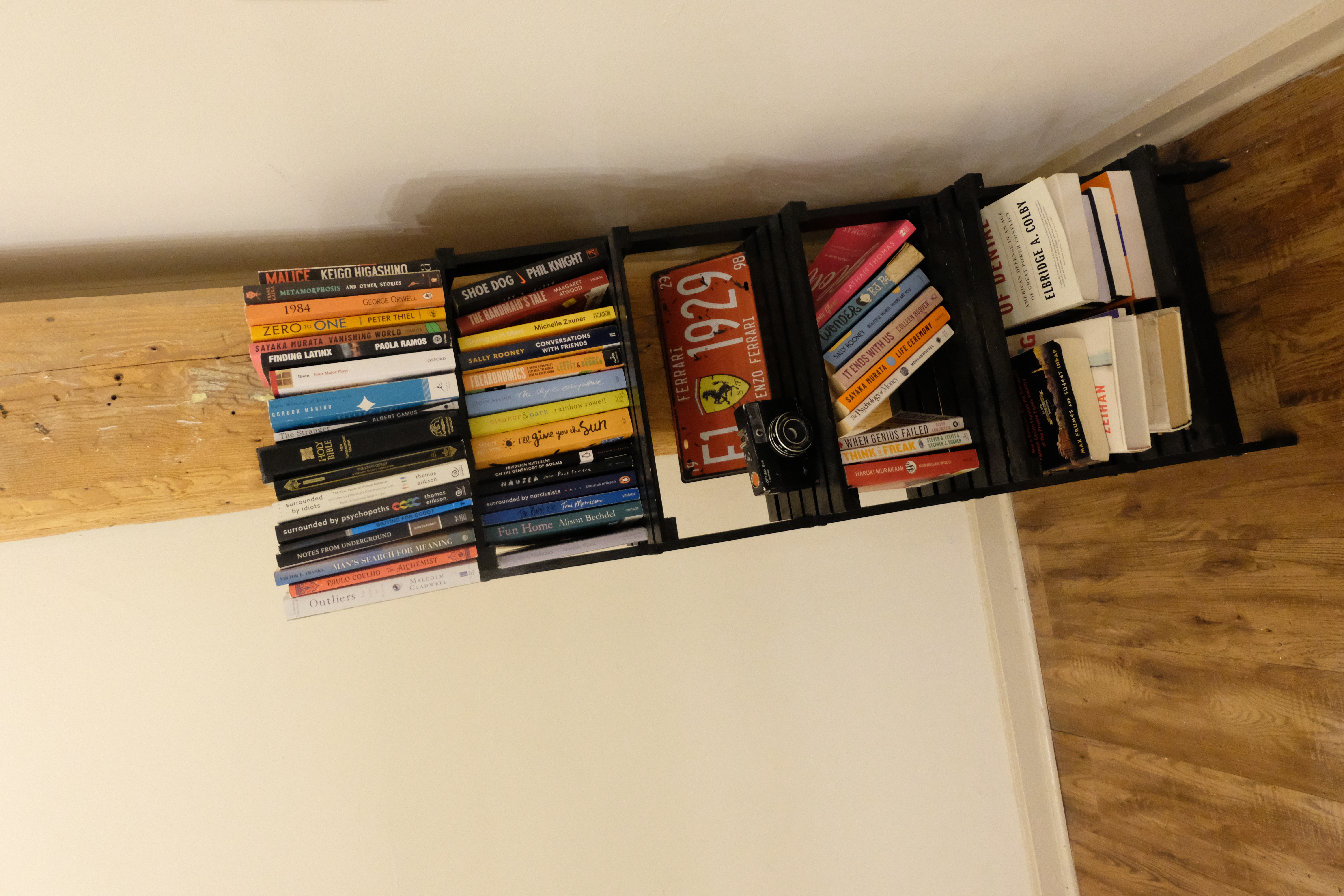 Leaning Shelf